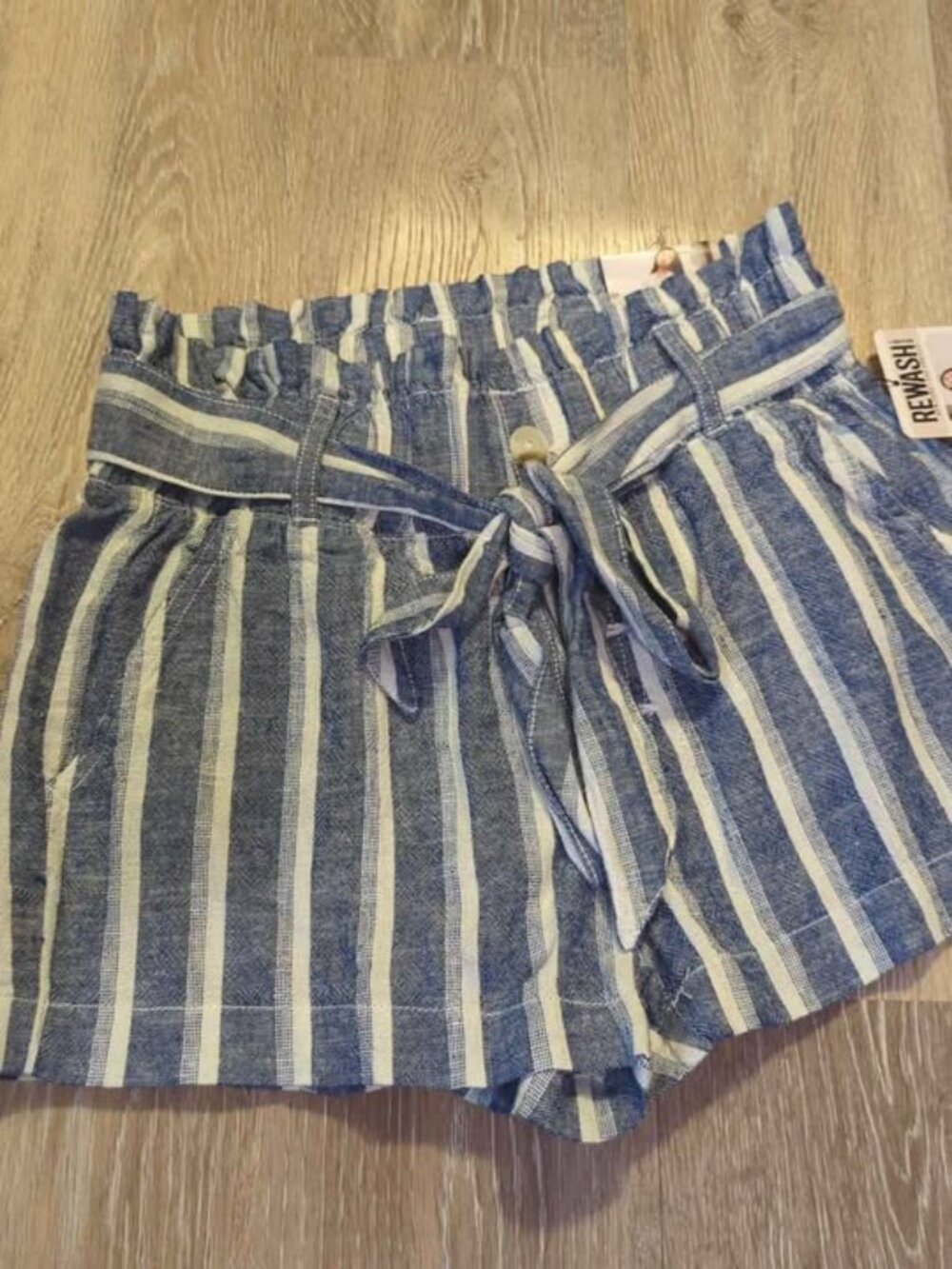 REWASH Blue White Striped Paper Bag Shorts size small new